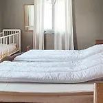 8 Person In Apartment