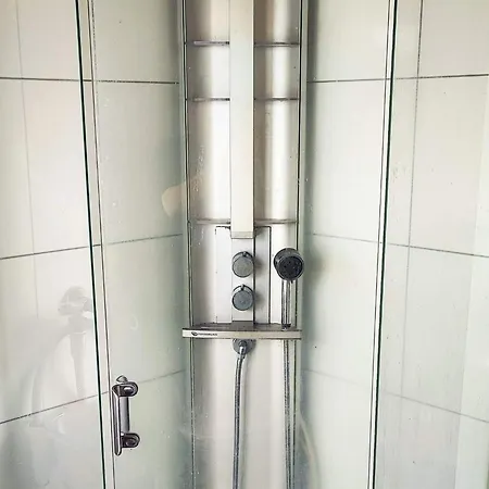 8 Person In 公寓 *